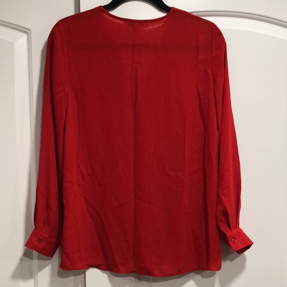 Worn once! - ROSE + OLIVE Pleat Front V-Neck Blouse - Picture 5 of 8
